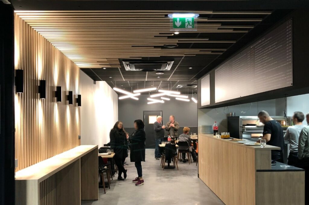 Aménagement cellule commerciale en restaurant Pizza Zio